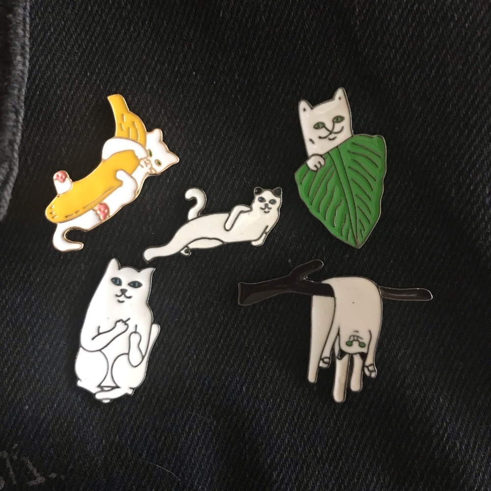 Rip n Dip inspired Pin Set
